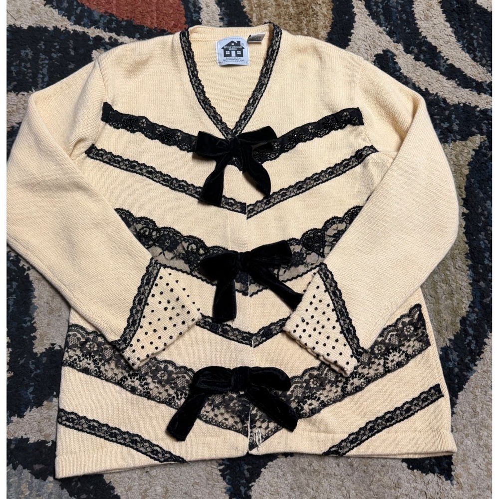 VTG Storybook Knits Cream Cardigan Blk Lace Velvet Bows Beaded V-Neck Sweater M